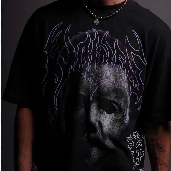 DARC SPORT X HALLOWEEN MICHAEL MYERS “ITS TIME” SHIRT - Picture 6 of 10